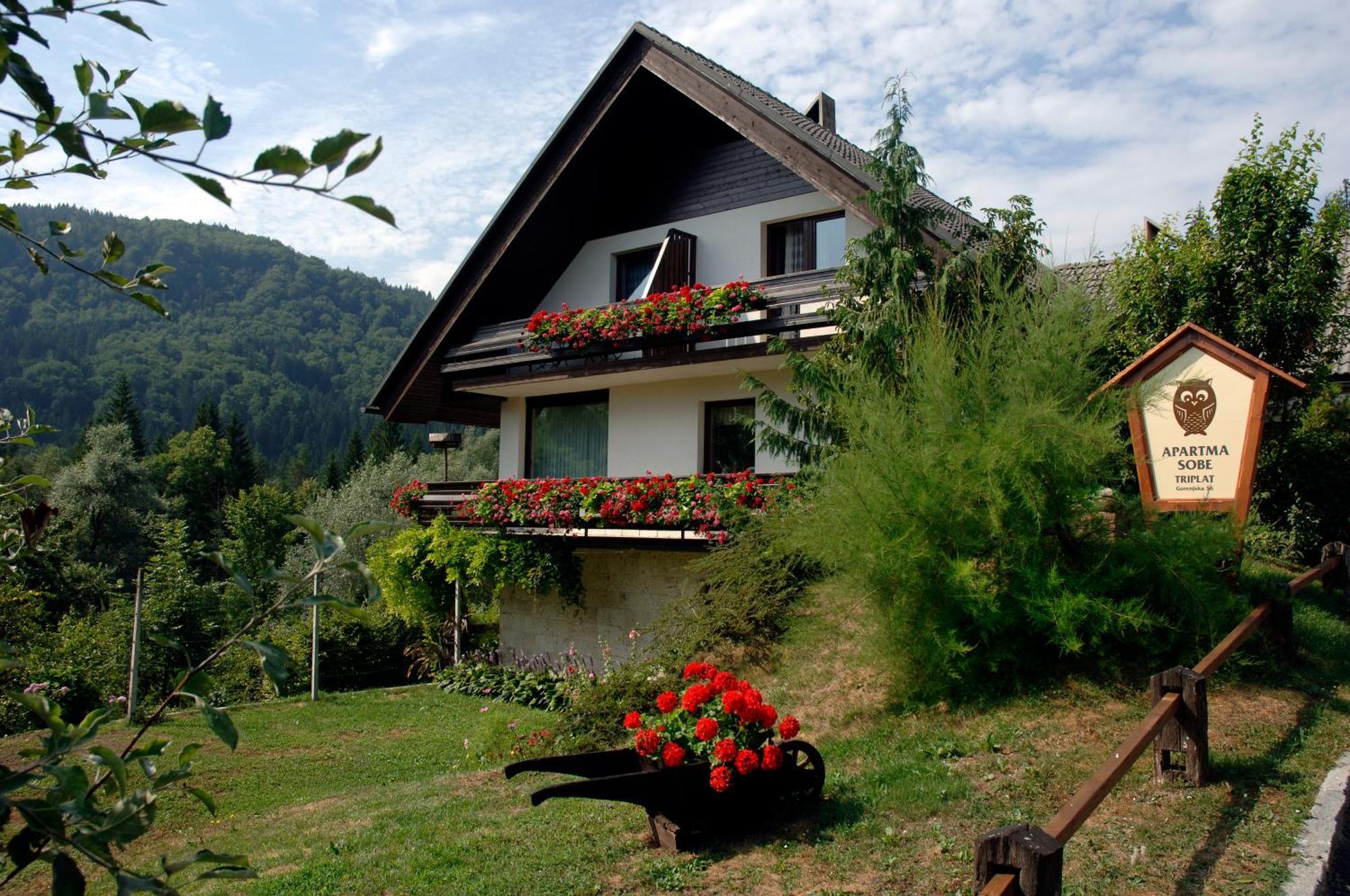 Atmosphere Apartments Bled Extérieur photo